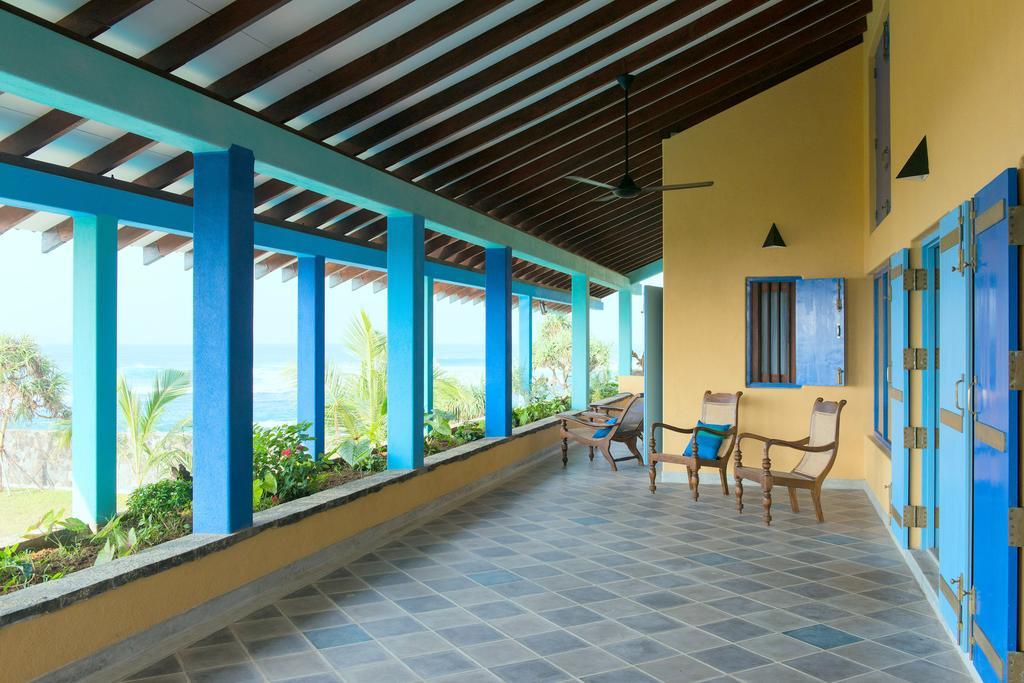 Villa Atulya At Ocean'S Edge Mirissa Extérieur photo