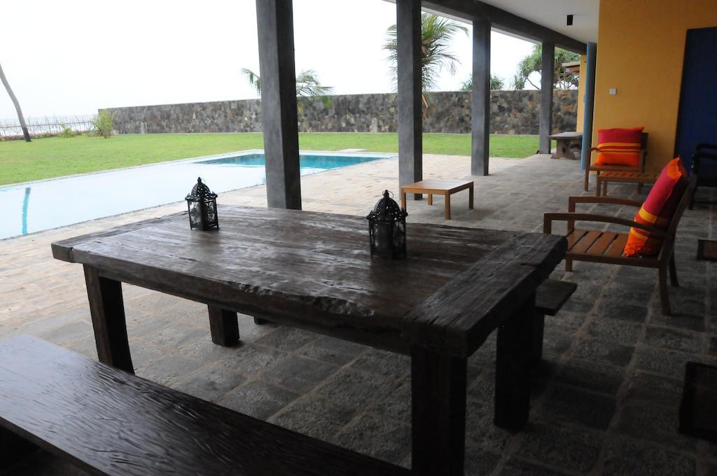 Villa Atulya At Ocean'S Edge Mirissa Extérieur photo
