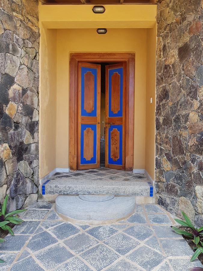 Villa Atulya At Ocean'S Edge Mirissa Extérieur photo