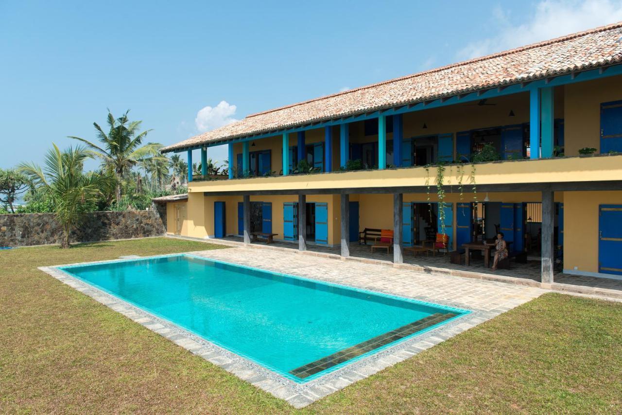 Villa Atulya At Ocean'S Edge Mirissa Extérieur photo